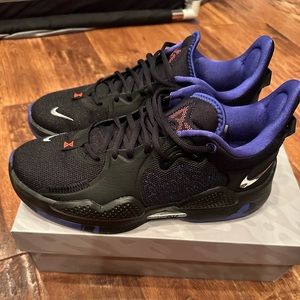 Nike Paul George 5 “Clippers Away” Black Lapis. Size 9.5